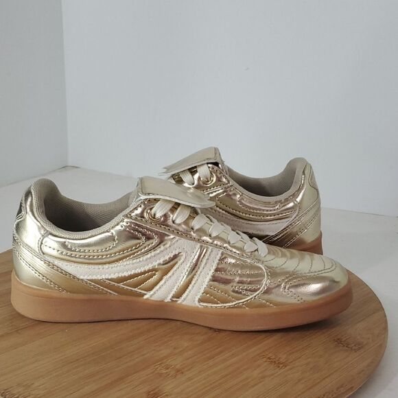 Steve Madden Madrid Metallic Gold Sneakers Gum Sole Size 5.5 - Picture 8 of 11